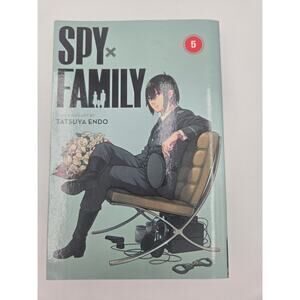 Spy X Family Volume 5 Manga Tatsuya Endo Paperback English EUC